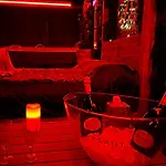 L’entrepôt Secret Love hôtel Nîmes