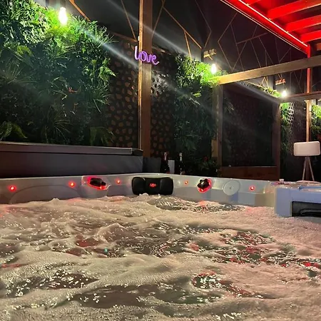 L'entrepot Secret * Nîmes