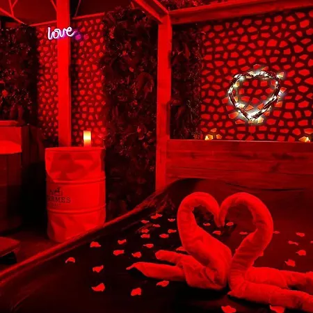 Love hôtel L’entrepôt Secret Nîmes