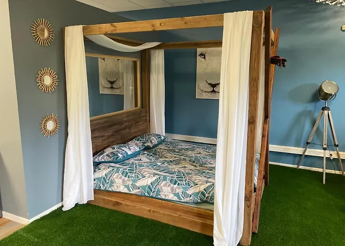 L’entrepôt Secret Love hôtel Nîmes