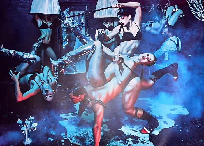 L’entrepôt Secret Love hôtel Nîmes